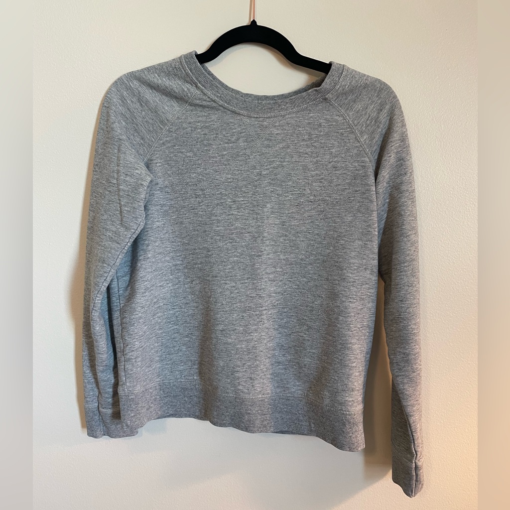 Basic Gray Sweatshirt